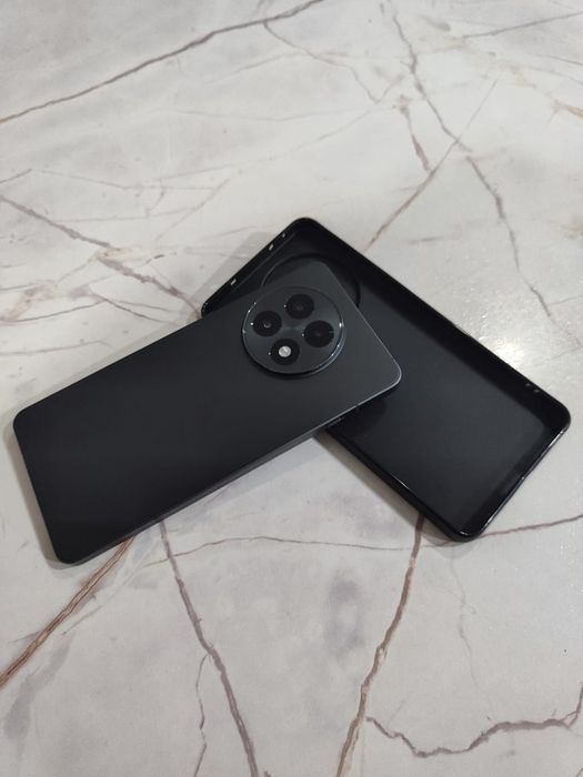 Продам Oneplus 13R