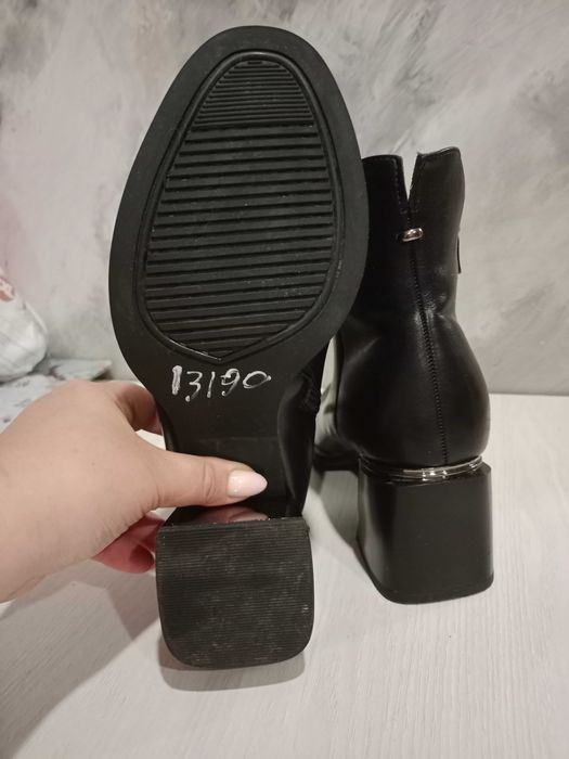 Продам осенние ботильоны