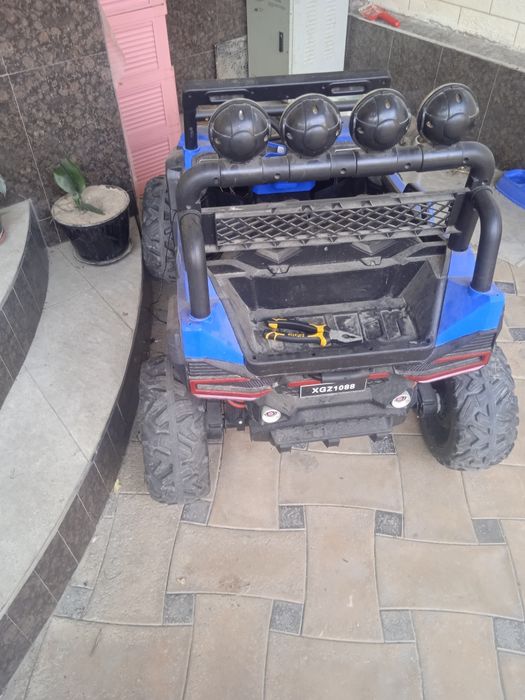 машина для детей новая