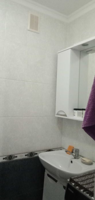 Продам  2-х комн. квартиру с ремонтом