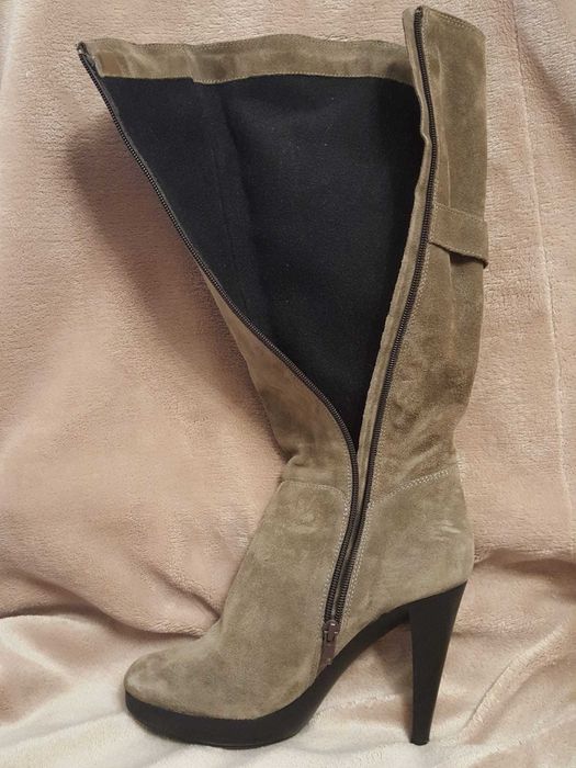 Cizme lungi RIZZOLI  din piele intoarsa, noi, marimea 39