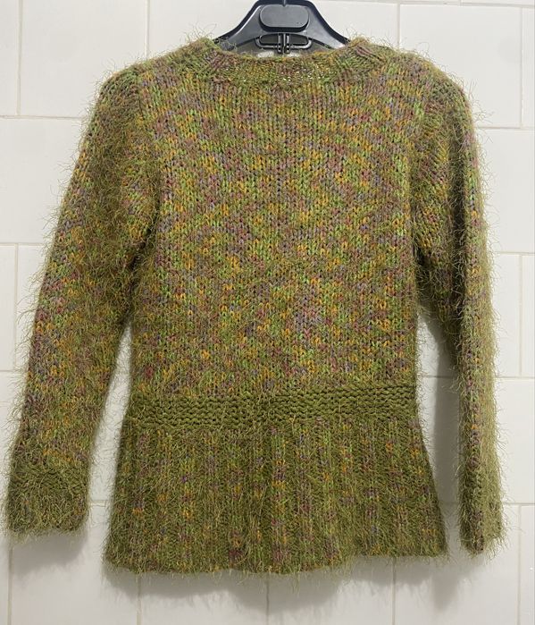 Pulover tricotat pufos verde multicolor cu decolteu În V