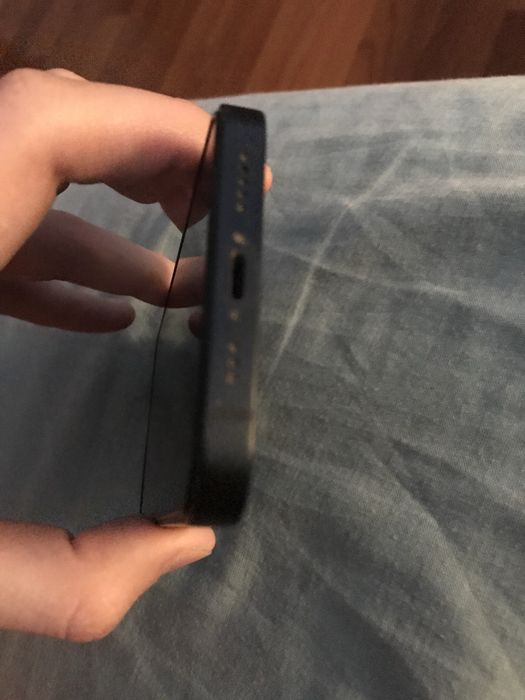 Iphone 13 stare foarte bună disponibil !