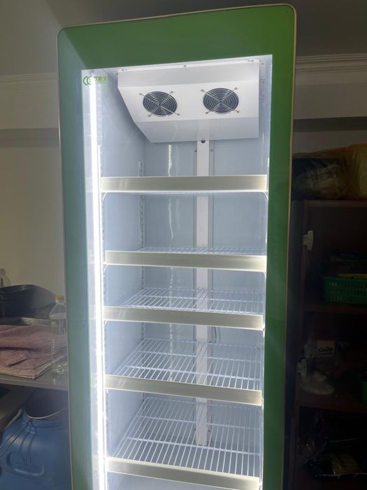 Витринный холодильник | Отличное состояние