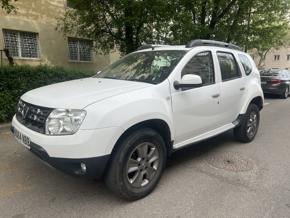 Roti aliaj cu anvelope 2024 r16 dacia duster