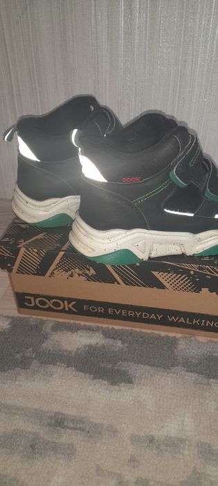 Ботинки для мальчика 32 р.