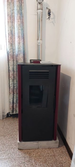 Vând sobe pe peleți, made in Italy