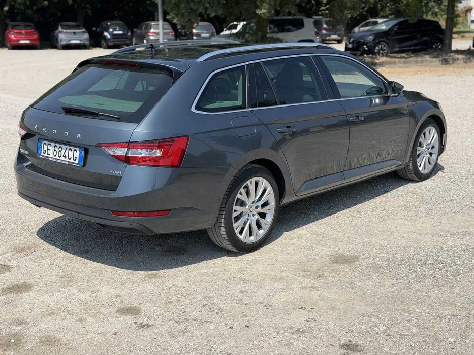 SKODA Superb 2021 — imagine 4