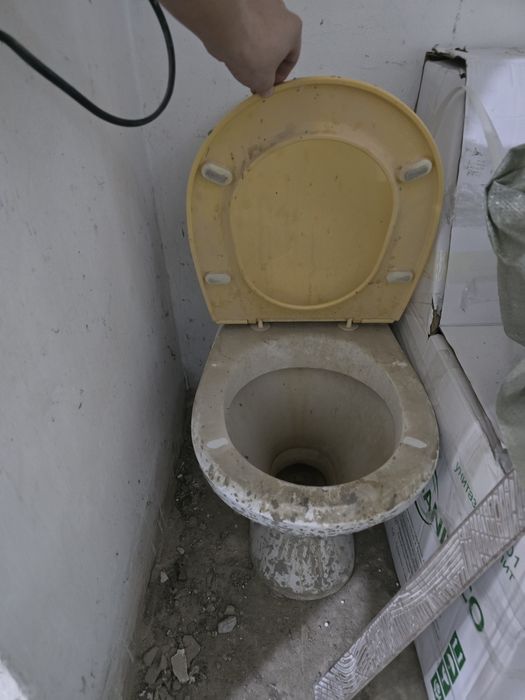 Унитаз для строительства