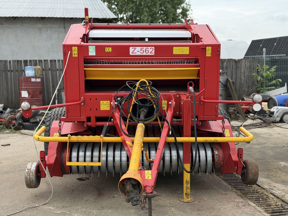 Presa Metal-Fach Plasa+Ata+Masa de 1,8 m Ca Noua An 2008 Sistem Welger Balot 120x120 Claas Krone