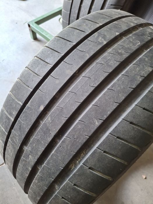 2 Anvelope de vara  265 30 r20 Bridgestone