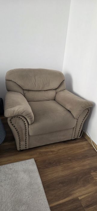 Oferta Canapea extensibilă plus  fotoliu