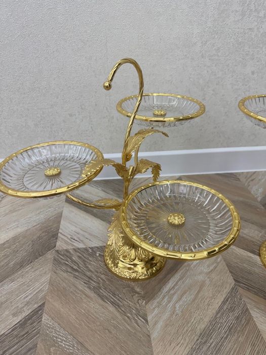 Продам менажницы. Производство Дубай.