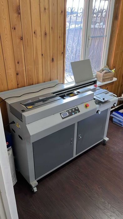 Термоклеевой биндер для безшвейного термопереплета