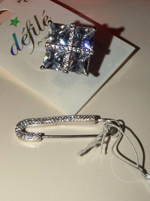 Swarovski кольцо 17-18 раз. из белых страз.Брошь 925 Серебро.