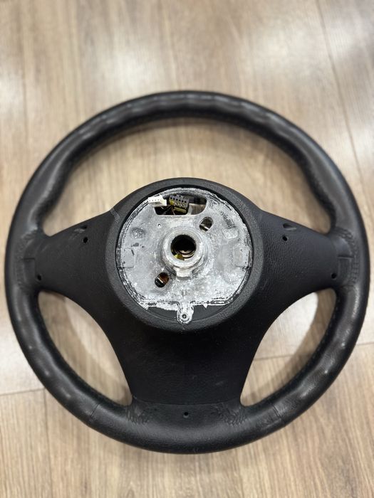 Руль е53 x5 4.8
