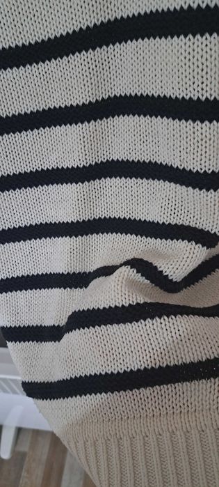 Пуловер H&M, на райе
