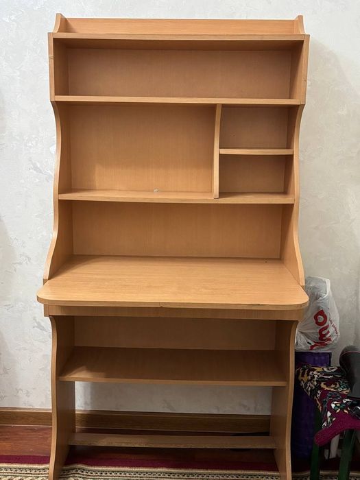 3 мебели, парта, кухинный маленький, шкаф для прихожки