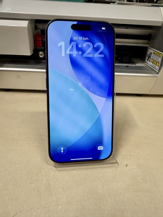 Iphone 16 pro / 128 gb / 100%  / garantie