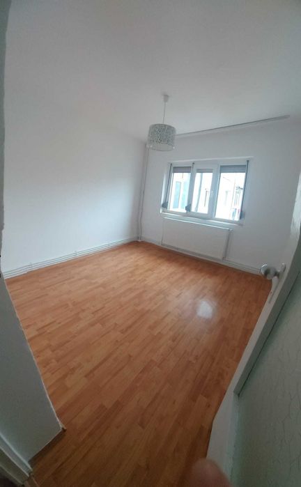 Apartament 3 camere Micro 21, etaj 2 4