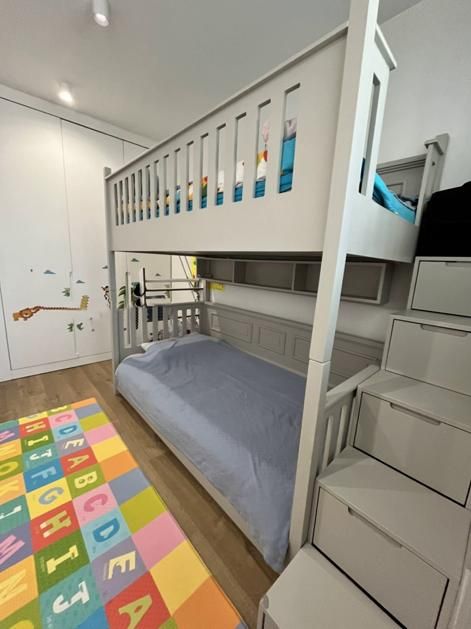 Дава се под наем Тристаен апартамент в София, Лозенец - 124 кв.м за 1500 € - Снимка #6