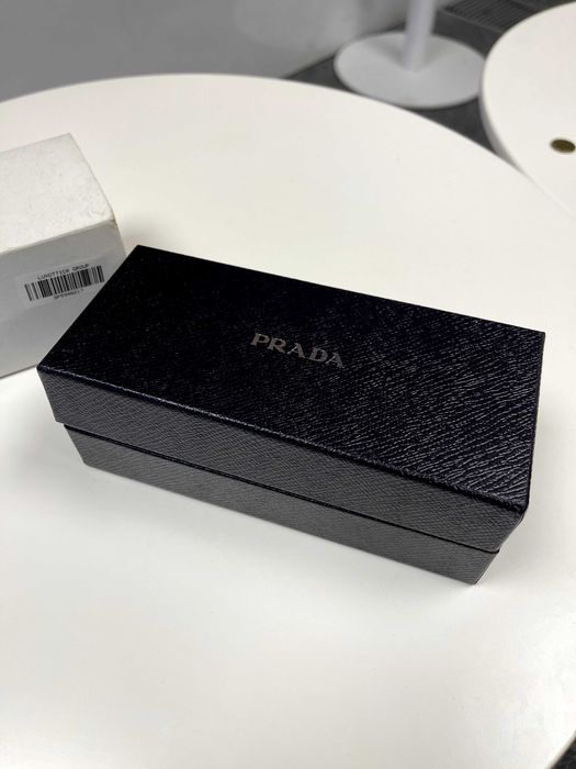 Очки солнцезащитные Prada OPR 64XS оригинал