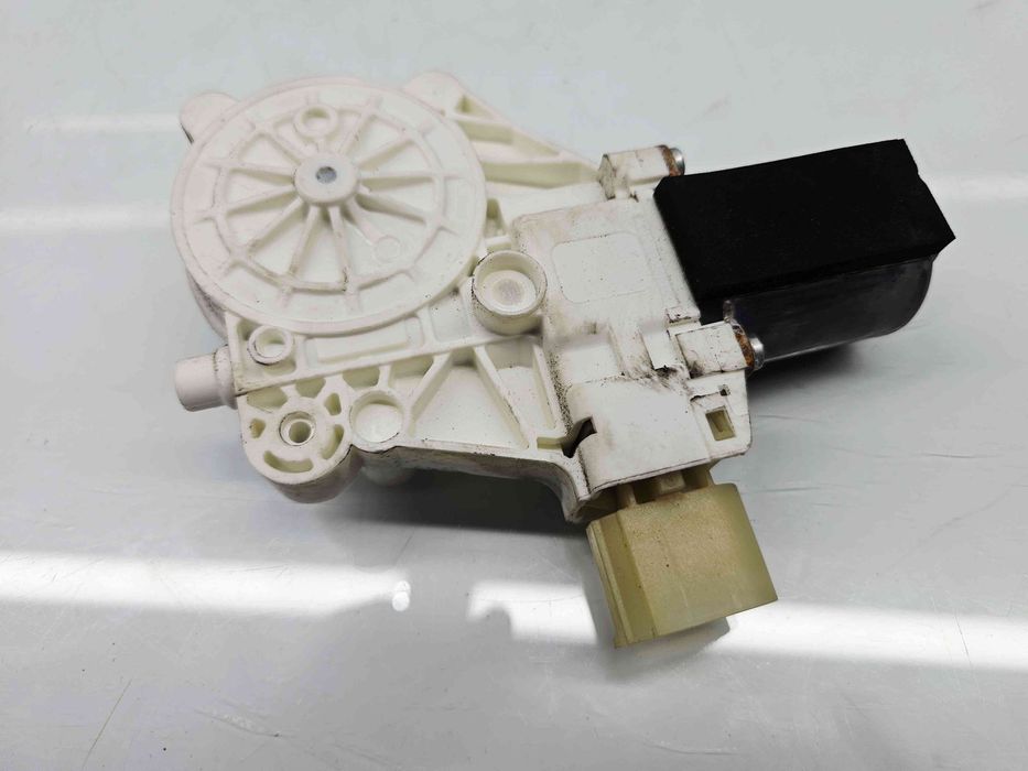 Motoras geam dreapta fata Bmw 3 Cabriolet (E93) [Fabr 2006-2011] Facel