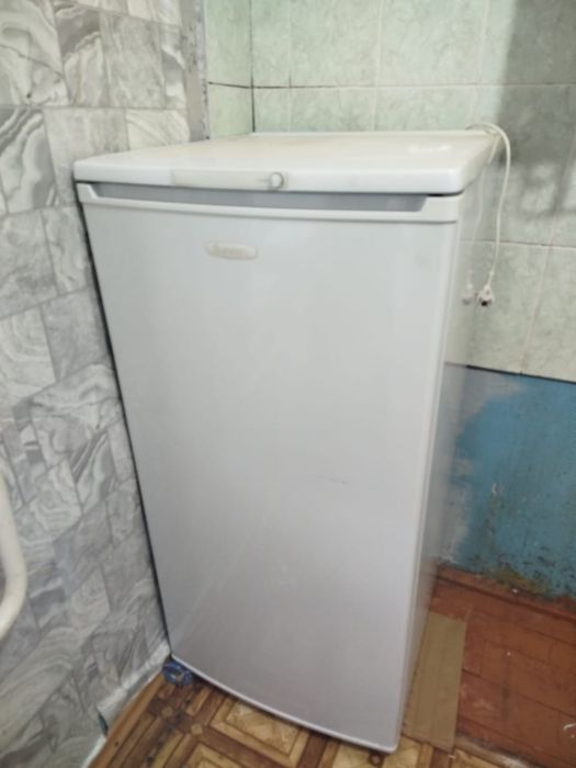 Продам холодильник