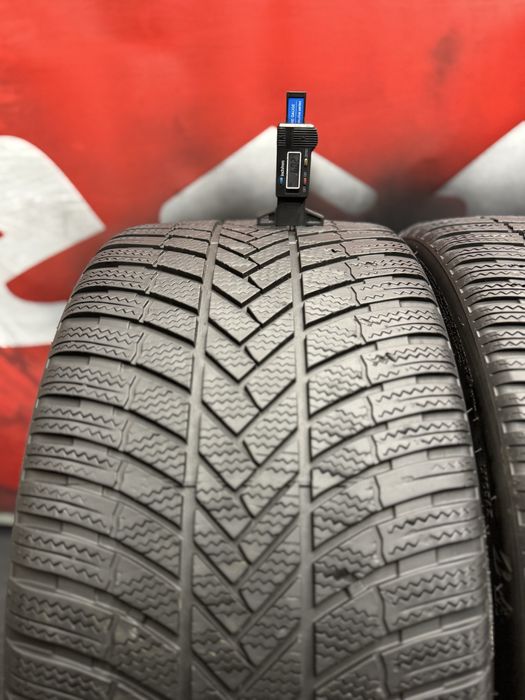 275 30 20, Зимни гуми, Bridgestone BlizzakLM005, 2 броя