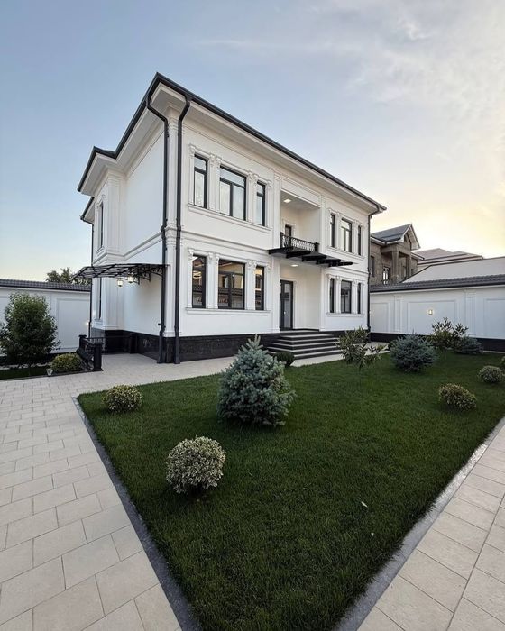 Arch gul dekratif daraxtlar ekish gazon ekish