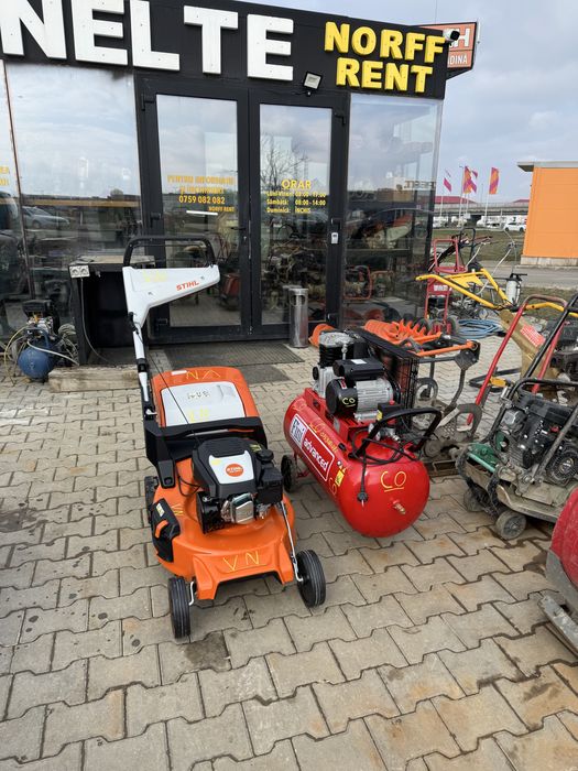 Inchiriez aspirator tapitarie karcher profesiona 10/1