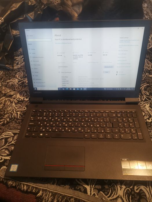 Лаптоп Lenovo v110