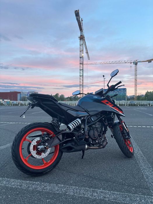KTM Duke 125 | Model 2024 | Înmatriculat 2025