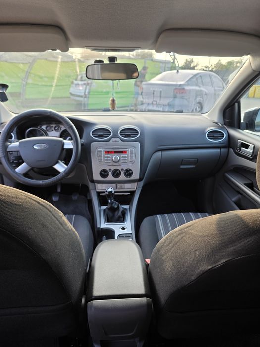 FORD Focus 2009 — imagine 5