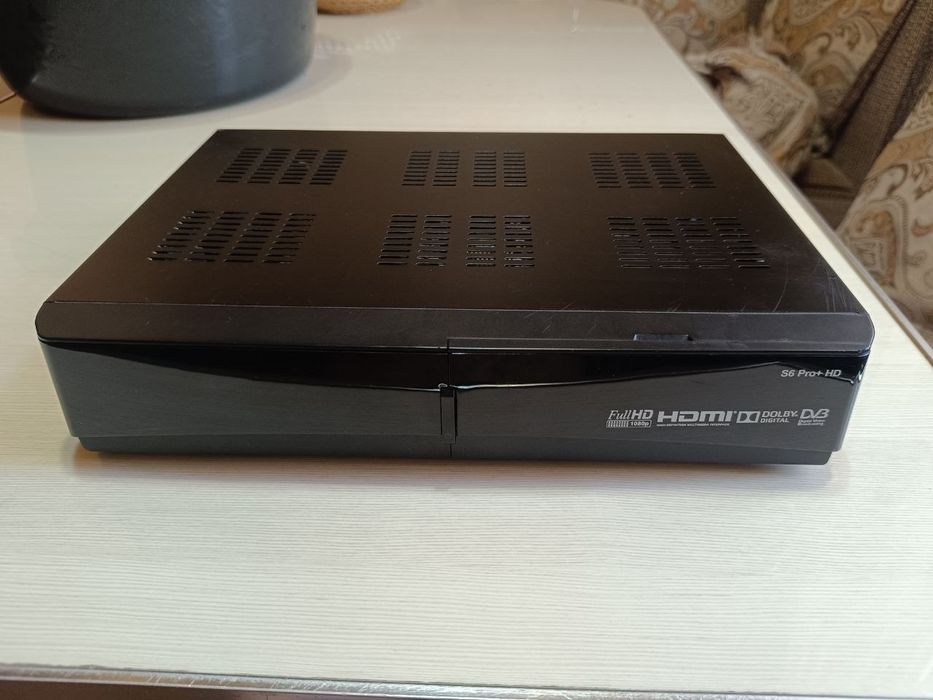 Тюнер Openbox S6 Pro+ HD