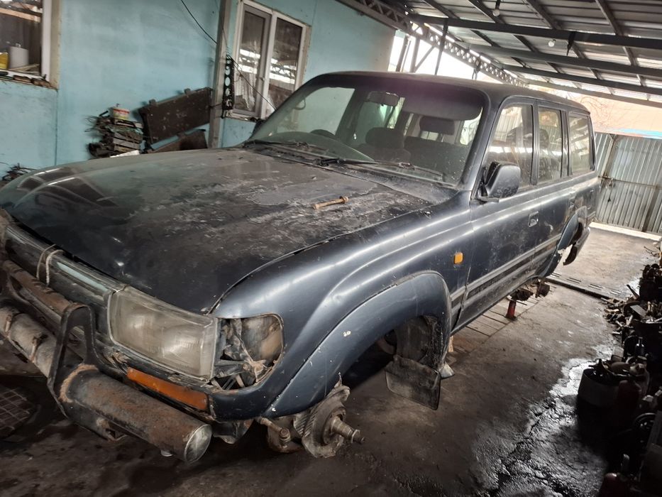 Ланд крузер 80.     .