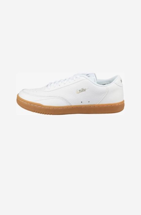 Nike court vintage premium