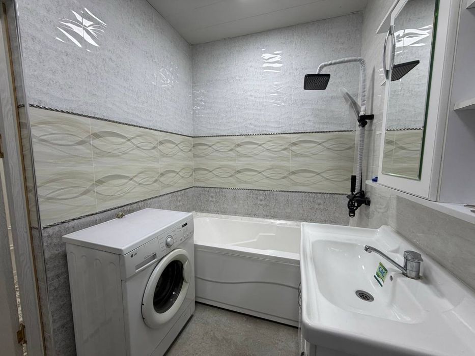 Продается 3 ком. Квартира на 3 этаже площадью 92 кв.м. По ул. Гагарина