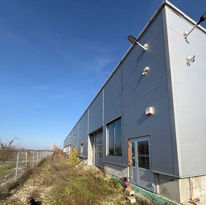 Hală 7.646 mp pe un teren de 35.092 mp + 1MW energie – Valu lui Traian