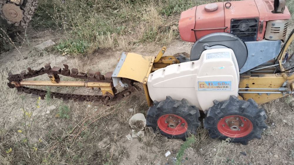 Продам Минитраншеекопатель