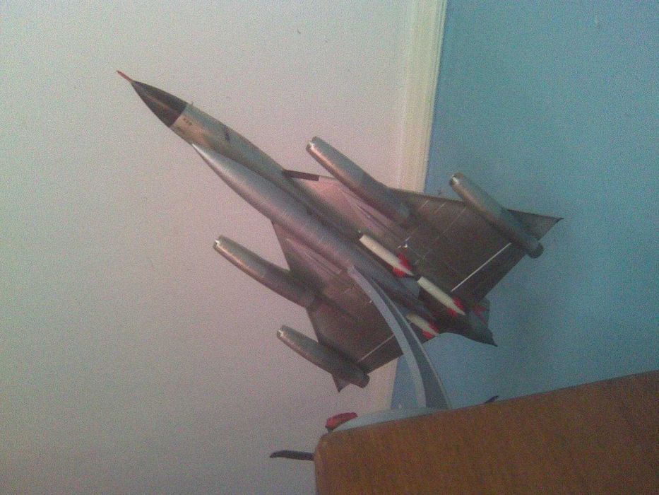 подарочная модель самолета B-58 Hustler