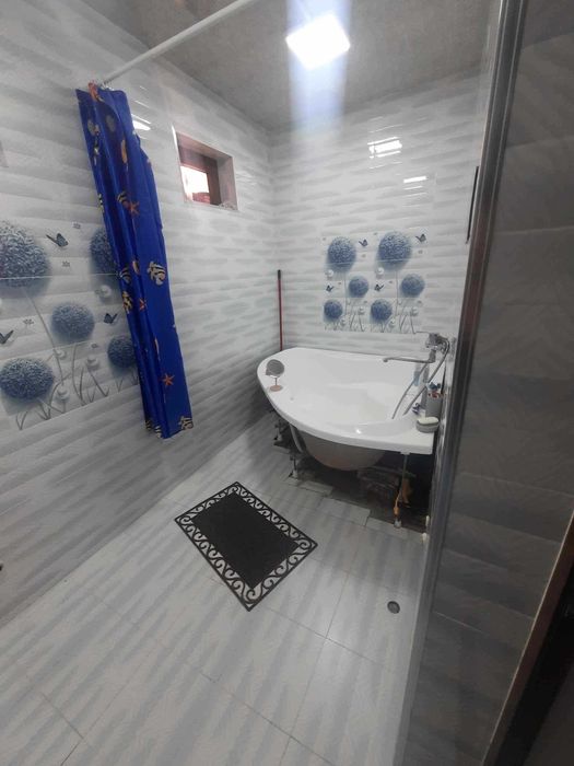 Срочно продается участок 11,2 соток,6 комнат,Файзобод.