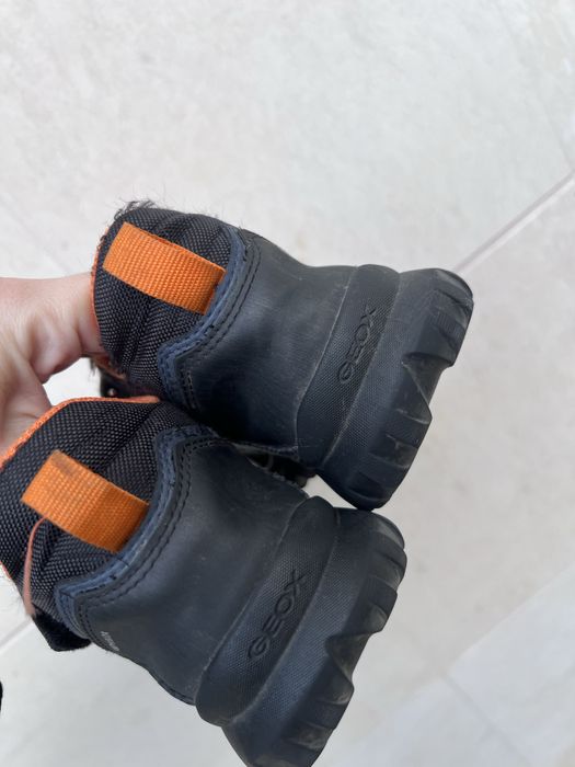 Geox обувки за момче 32 номер