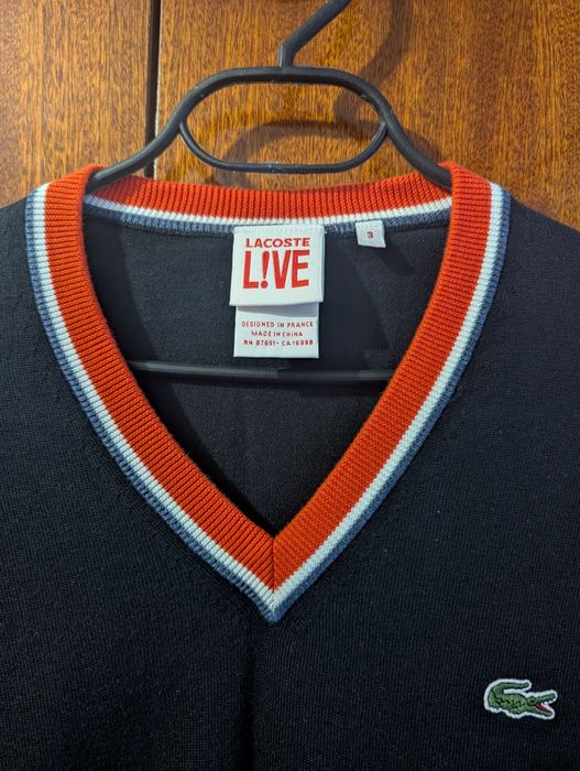 Пуловер Lacoste, черен, V-neck
