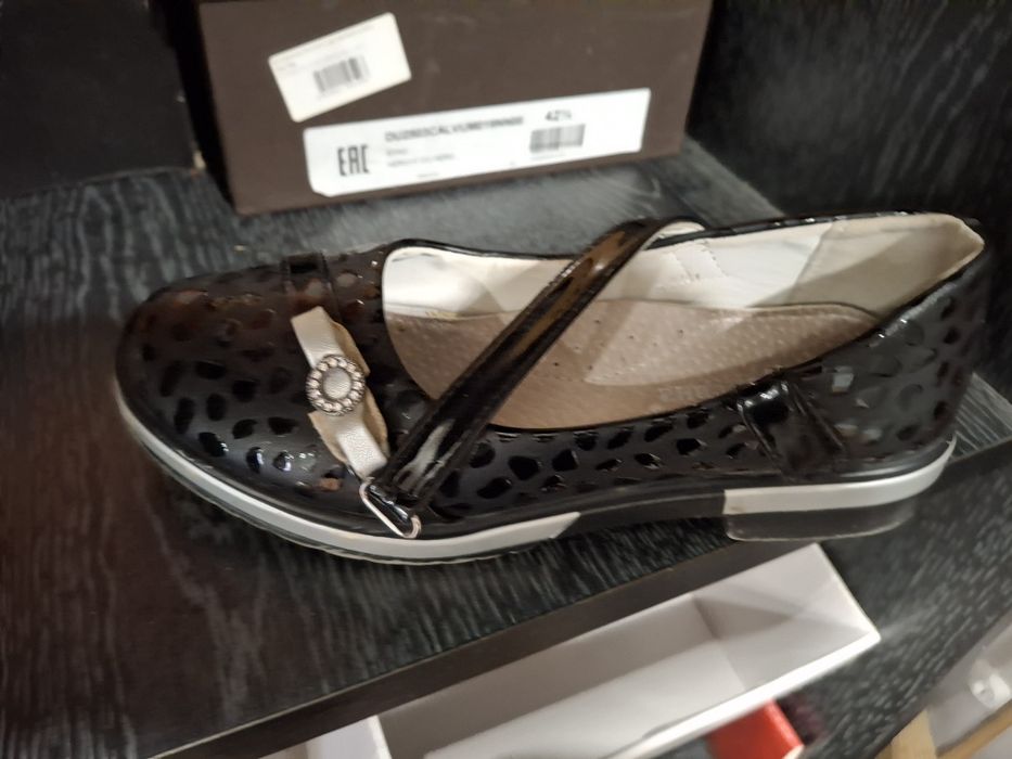 Детская обувь отдам