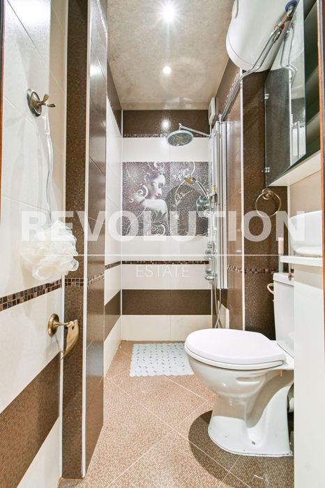 Тристаен апартамент в ж.к. Младост 1