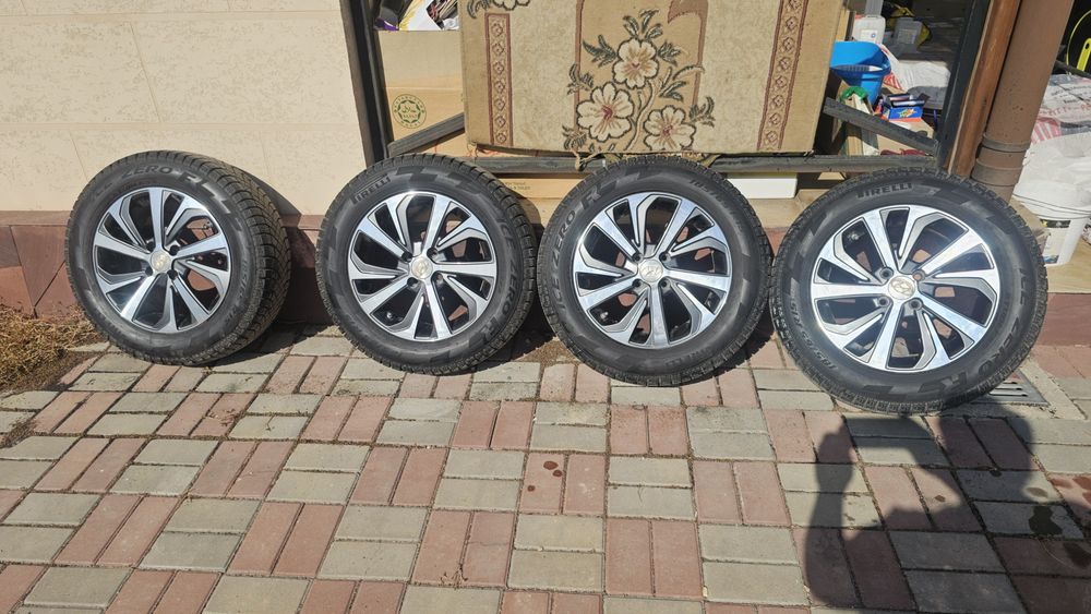 Продам диски с  зимними шинами