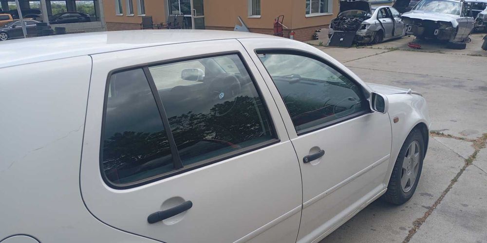 Гoлф4 1999 1,4 бензин 75кс 55кв/Golf4 1999 1,4 75ks 55kw за части
