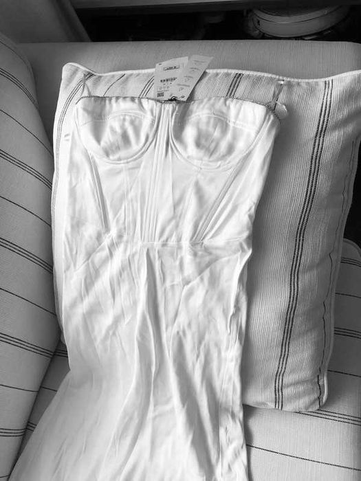 zara rochie corset satin alb XS noua lunga midi pietre cupe fara brete