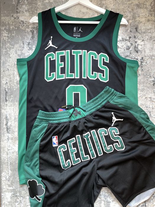 Compleu baschet - Celtics